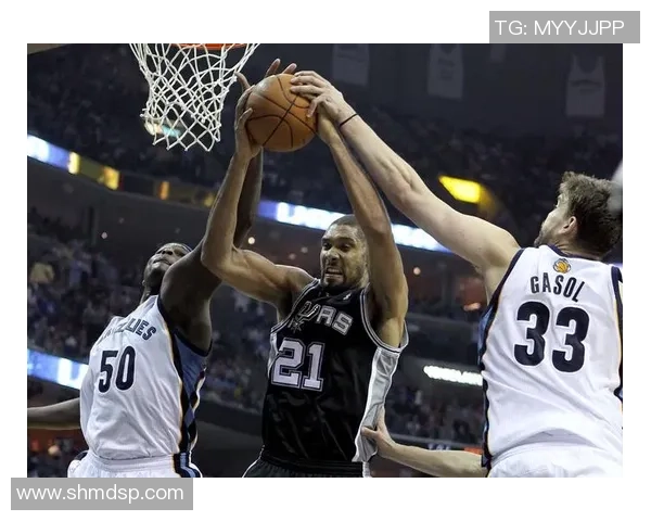 马刺与灰熊激战回顾2020年1月11日精彩瞬间与赛后分析