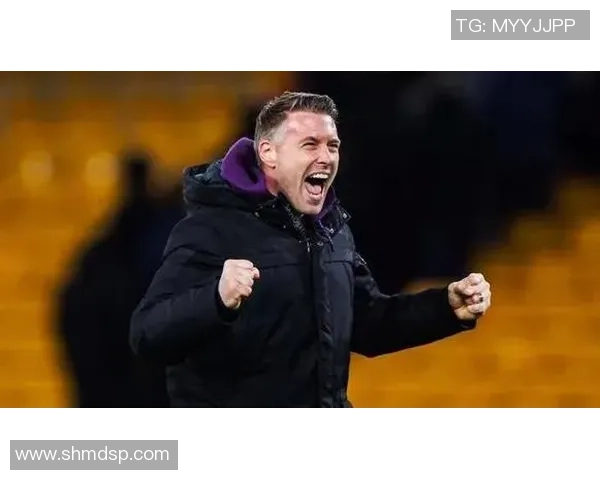 狼队主帅:咱们的小伙子们体现得很超卓,为他们感到自豪 狼队主帅:咱们的小伙子们体现得很超卓,为他们感到自豪